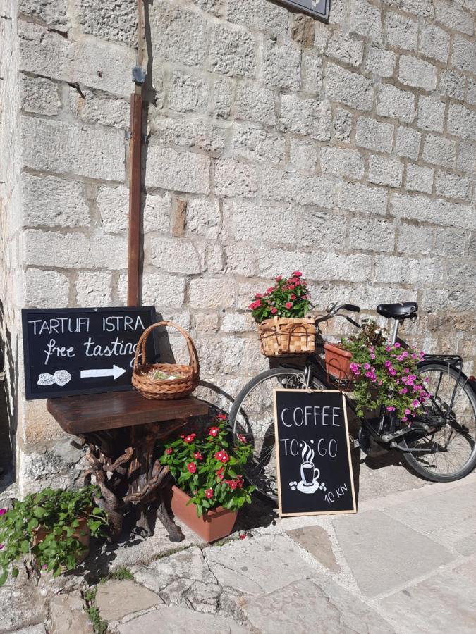 Bed & Breakfast Antico Motovun Exterior photo